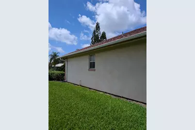 1036 18th Street SW, Vero Beach, FL 32962 - Photo 5