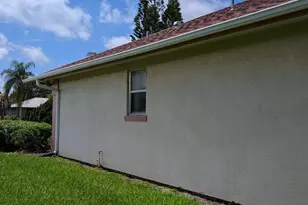 1036 18th St SW, Vero Beach, FL 32962 - Photo 5