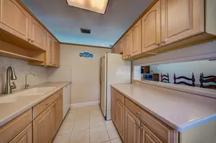 648 Eastwind Dr, North Palm Beach, FL 33408 - Photo 15
