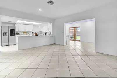 2200 N 47th Avenue, Hollywood, FL 33021 - Photo 7