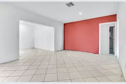 2200 N 47th Avenue, Hollywood, FL 33021 - Photo 9