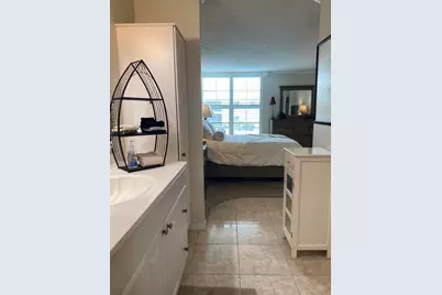 1 Royal Palm Way #201, Boca Raton, FL 33432 - Photo 21