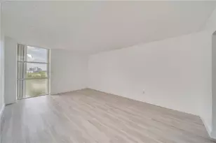 2350 NE 135th St, North Miami, FL 33181 - Photo 11