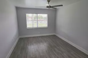 351 Lake Dora Dr, West Palm Beach, FL 33411 - Photo 19