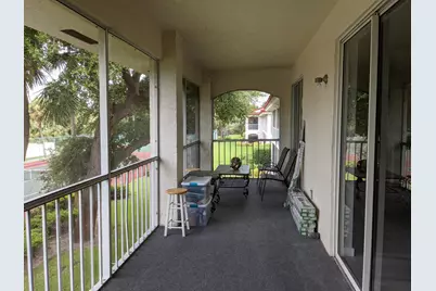 105 Half Moon Circle #F2, Hypoluxo, FL 33462 - Photo 21