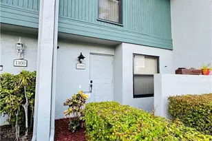 1168 NW 97th Ave, Pembroke Pines, FL 33024 - Photo 5