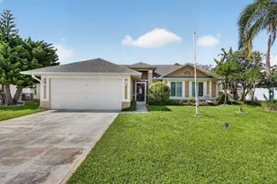2755 SE Caladium Ave, Port Saint Lucie, FL 34952 - Photo 1