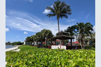 105 Half Moon Circle #F2, Hypoluxo, FL 33462 - Photo 33