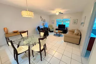 1560 McKinley St, Hollywood, FL 33020 - Photo 3