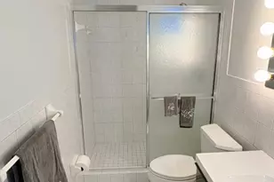 1560 McKinley St, Hollywood, FL 33020 - Photo 7