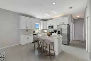 2704 SE Eagle Dr, Port Saint Lucie, FL 34984 - Photo 9