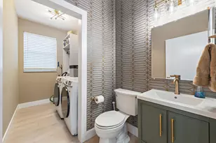 10263 Allamanda Cir, Palm Beach Gardens, FL 33410 - Photo 17