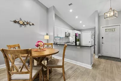 3801 Island Club Circle E, Lake Worth, FL 33462 - Photo 15