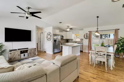 729 SW Saragossa Avenue, Port Saint Lucie, FL 34953 - Photo 5