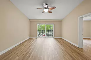 1100 S Crestwood Ct Ct S, Royal Palm Beach, FL 33411 - Photo 5