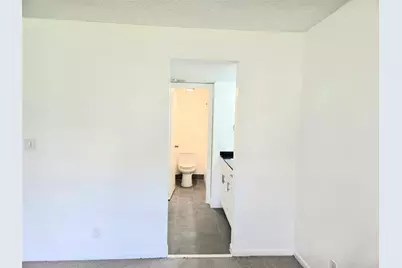 1100 NW 87th Avenue #202, Coral Springs, FL 33071 - Photo 11