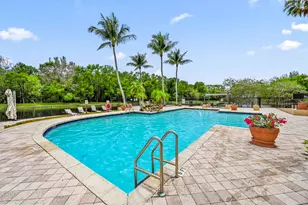 1100 S Crestwood Ct S, Royal Palm Beach, FL 33411 - Photo 27