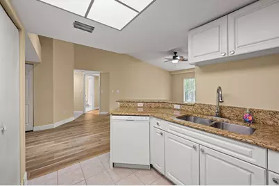1100 S Crestwood Ct S #1109, Royal Palm Beach, FL 33411 - Photo 11
