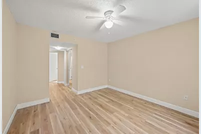1100 S Crestwood Ct S #1109, Royal Palm Beach, FL 33411 - Photo 19