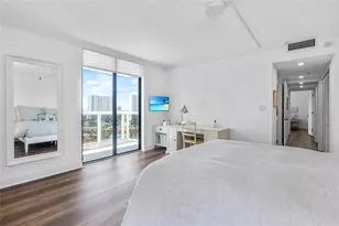 20515 E Country Club Dr, Miami, FL 33180 - Photo 17