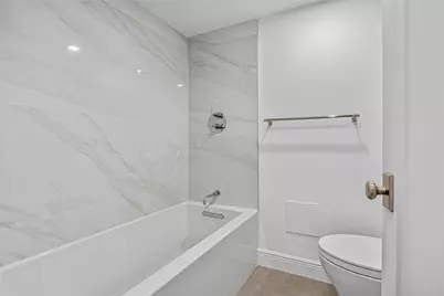 20515 E Country Club Drive #1848, Miami, FL 33180 - Photo 15