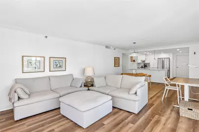 20515 E Country Club Drive #1848, Miami, FL 33180 - Photo 3