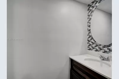 9270 NW 40th Street, Coral Springs, FL 33065 - Photo 11