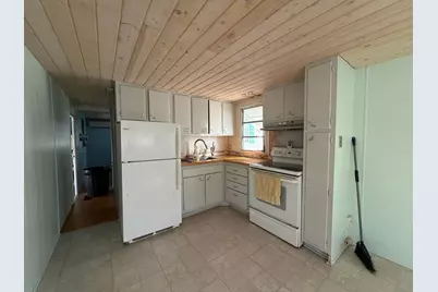 209 Eagle Drive E #E, Briny Breezes, FL 33435 - Photo 9