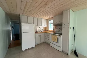 209 Eagle Dr E, Briny Breezes, FL 33435 - Photo 9