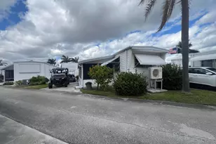 209 Eagle Dr E, Briny Breezes, FL 33435 - Photo 11