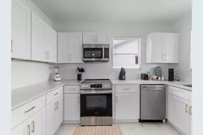 422 N Lakeside Drive, Lake Worth Beach, FL 33460 - Photo 13