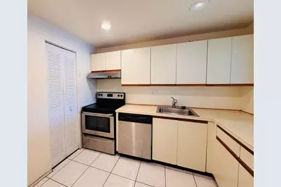 8025 S Colony Cir Circle #203, Tamarac, FL 33321 - Photo 11