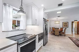 1869 Circle Dr, North Palm Beach, FL 33408 - Photo 9