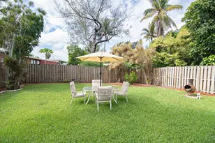6872 SW 15th St, North Lauderdale, FL 33068 - Photo 1