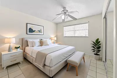 109 Lake Barbara Drive, West Palm Beach, FL 33411 - Photo 11