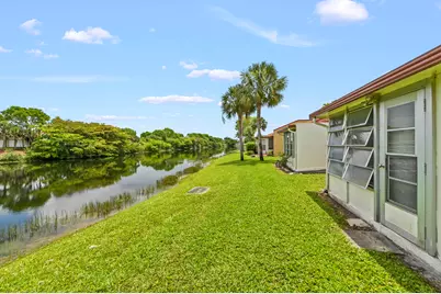 109 Lake Barbara Drive, West Palm Beach, FL 33411 - Photo 23