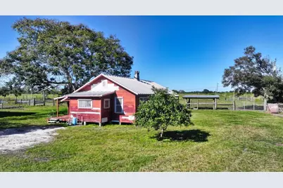 7230 77th Street, Vero Beach, FL 32967 - Photo 19