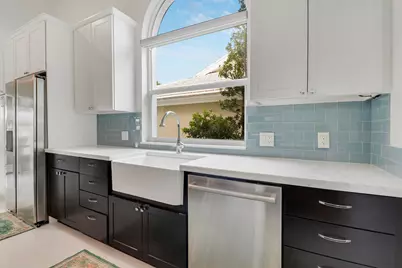 1560 Wilderness Road, West Palm Beach, FL 33409 - Photo 15