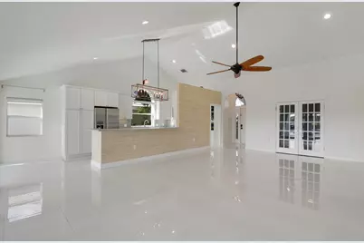 1560 Wilderness Road, West Palm Beach, FL 33409 - Photo 17