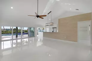 1560 Wilderness Rd, West Palm Beach, FL 33409 - Photo 15
