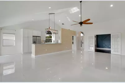 1560 Wilderness Road, West Palm Beach, FL 33409 - Photo 11