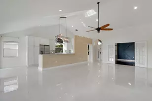 1560 Wilderness Rd, West Palm Beach, FL 33409 - Photo 11