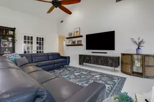 1560 Wilderness Rd, West Palm Beach, FL 33409 - Photo 3