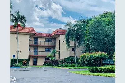 200 Jacaranda Country Club Drive #1b, Plantation, FL 33324 - Photo 1