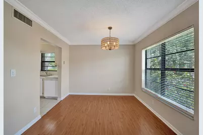 200 Jacaranda Country Club Drive #1b, Plantation, FL 33324 - Photo 5