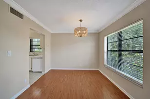 200 Jacaranda Country Club Dr, Plantation, FL 33324 - Photo 5
