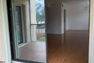 200 Jacaranda Country Club Dr, Plantation, FL 33324 - Photo 11