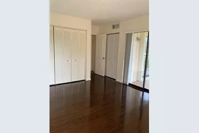 200 Jacaranda Country Club Drive #1b, Plantation, FL 33324 - Photo 9