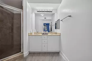 1660 Renaissance Commons Blvd, Boynton Beach, FL 33426 - Photo 21