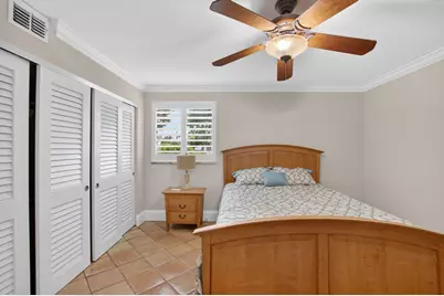 1202 S Lake Drive #105, Lantana, FL 33462 - Photo 23